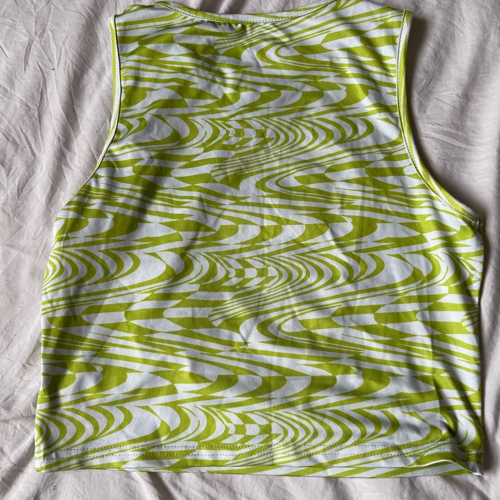 Trippy pattern tank - Picture 2 of 4